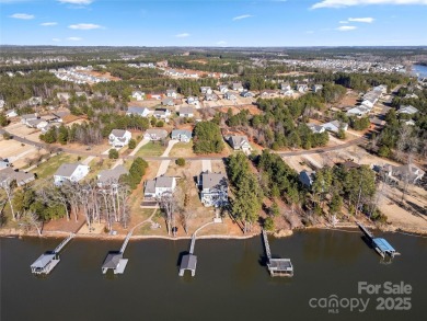 Incredible opportunity to call this charming open floor plan 3 on Edgewater Golf Club in South Carolina - for sale on GolfHomes.com, golf home, golf lot