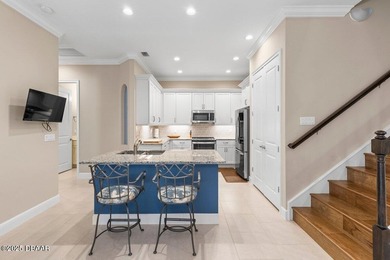 Are you looking for an active community with private golf club on Plantation Bay Golf and Country Club in Florida - for sale on GolfHomes.com, golf home, golf lot