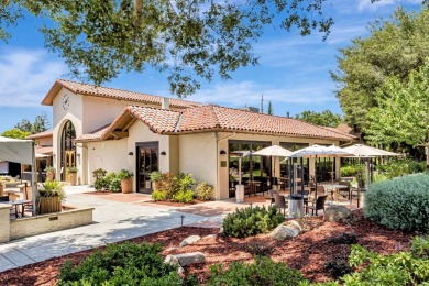 REDUCED ----End Unit Condo with Huge Sunroom for all weather use on Villages Golf and Country Club in California - for sale on GolfHomes.com, golf home, golf lot