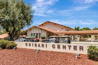 REDUCED ----End Unit Condo with Huge Sunroom for all weather use on Villages Golf and Country Club in California - for sale on GolfHomes.com, golf home, golf lot