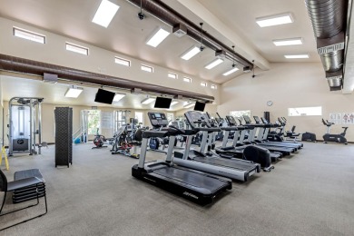 REDUCED ----End Unit Condo with Huge Sunroom for all weather use on Villages Golf and Country Club in California - for sale on GolfHomes.com, golf home, golf lot