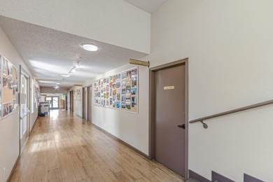 REDUCED ----End Unit Condo with Huge Sunroom for all weather use on Villages Golf and Country Club in California - for sale on GolfHomes.com, golf home, golf lot