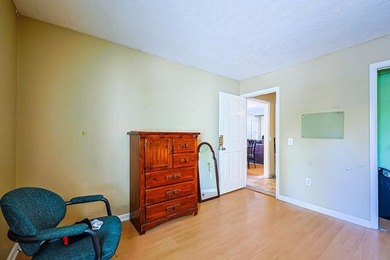 njoy resort-style living in this beautiful 2-bedroom, 2-bath on River Oaks Golf Plantation  in South Carolina - for sale on GolfHomes.com, golf home, golf lot