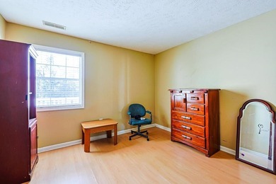 njoy resort-style living in this beautiful 2-bedroom, 2-bath on River Oaks Golf Plantation  in South Carolina - for sale on GolfHomes.com, golf home, golf lot