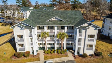 njoy resort-style living in this beautiful 2-bedroom, 2-bath on River Oaks Golf Plantation  in South Carolina - for sale on GolfHomes.com, golf home, golf lot