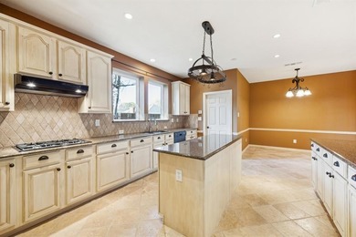 Come see this lovely home with an abundance of natural light in on Firewheel Golf Park in Texas - for sale on GolfHomes.com, golf home, golf lot