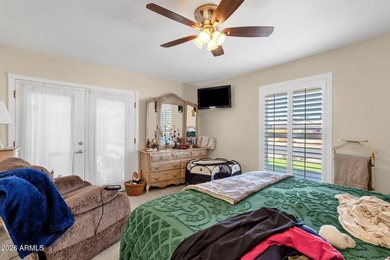 High-End Upgrades Meets Energy Efficiency in Sun City. Welcome on Sun City Lakes West and East in Arizona - for sale on GolfHomes.com, golf home, golf lot