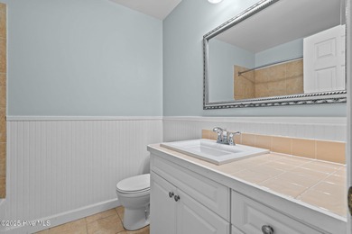 Charming 3 bedroom, 2 bath home in the historic Southern Pines on Southern Pines Country Club in North Carolina - for sale on GolfHomes.com, golf home, golf lot