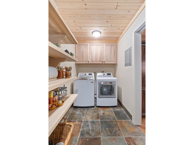 The description of this mountain lodge offers a comprehensive on Sequoia Woods Country Club in California - for sale on GolfHomes.com, golf home, golf lot