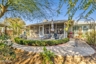 High-End Upgrades Meets Energy Efficiency in Sun City. Welcome on Sun City Lakes West and East in Arizona - for sale on GolfHomes.com, golf home, golf lot