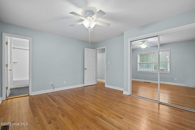 Charming 3 bedroom, 2 bath home in the historic Southern Pines on Southern Pines Country Club in North Carolina - for sale on GolfHomes.com, golf home, golf lot