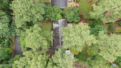 Charming 3 bedroom, 2 bath home in the historic Southern Pines on Southern Pines Country Club in North Carolina - for sale on GolfHomes.com, golf home, golf lot