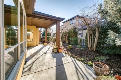 Come escape the prestigious Villas area of Banbury Meadows on BanBury Golf Club in Idaho - for sale on GolfHomes.com, golf home, golf lot