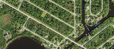 Affordable lot in growing area of Port Charlotte, just minutes on Sabal Trace Golf and Country Club in Florida - for sale on GolfHomes.com, golf home, golf lot
