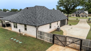 Welcome to this stunning home located in the highly sought-after on Oak Hurst Golf Course in Texas - for sale on GolfHomes.com, golf home, golf lot