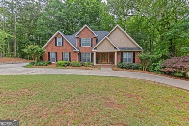 Beautiful brick home located within one mile of Cannongate Golf on Canongate Golf Club in Georgia - for sale on GolfHomes.com, golf home, golf lot