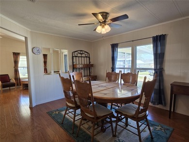 This 2-bedroom 2 bath home in Banbury Village of Zellwood on Zellwood Station Country Club in Florida - for sale on GolfHomes.com, golf home, golf lot