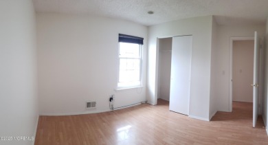 This well-maintained 2-bedroom, 2bathroom cond is nestled in the on Raintree Golf Course in New Jersey - for sale on GolfHomes.com, golf home, golf lot