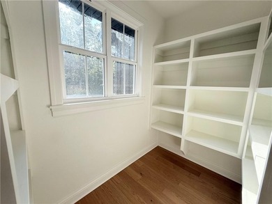 Prime Bella Vista Location -- Golf, Lake, and Recreation just on Bella Vista - Metfield Golf Complex and Country Club in Arkansas - for sale on GolfHomes.com, golf home, golf lot