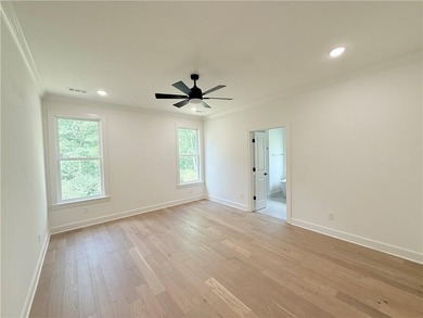 Prime Bella Vista Location -- Golf, Lake, and Recreation just on Bella Vista - Metfield Golf Complex and Country Club in Arkansas - for sale on GolfHomes.com, golf home, golf lot