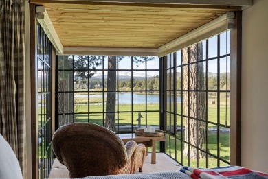 This Black Butte Ranch Condominium offers approximately 1,250 on Black Butte Ranch Golf Club Big Meadow in Oregon - for sale on GolfHomes.com, golf home, golf lot