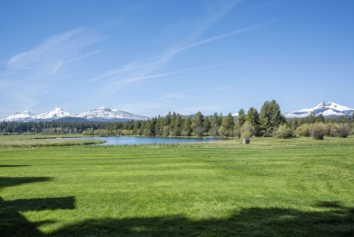 This Black Butte Ranch Condominium offers approximately 1,250 on Black Butte Ranch Golf Club Big Meadow in Oregon - for sale on GolfHomes.com, golf home, golf lot