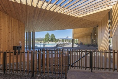 This Black Butte Ranch Condominium offers approximately 1,250 on Black Butte Ranch Golf Club Big Meadow in Oregon - for sale on GolfHomes.com, golf home, golf lot