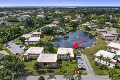 If you're looking for affordability AND a wonderful 55+ on Pine Lakes Golf Club in Florida - for sale on GolfHomes.com, golf home, golf lot