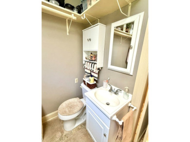 Adorable home in sought after Hunting Creek. This charming 1950s on Hopkinsville Golf and Country Club in Kentucky - for sale on GolfHomes.com, golf home, golf lot