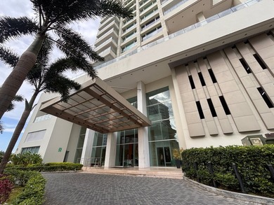 Luxury Apartment with Panoramic Views in Solana Santa Maria

 on  in  - for sale on GolfHomes.com, golf home, golf lot