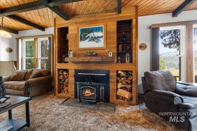 Gorgeous rustic cabin in the pines with lots of room and amazing on Terrace Lakes Golf Resort in Idaho - for sale on GolfHomes.com, golf home, golf lot