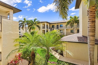 Beautiful condo located in the Foxwood section of Foxfire Golf & on Lakewood Country Club in Florida - for sale on GolfHomes.com, golf home, golf lot