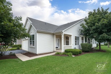 Gorgeous remodeled 3 bedroom & 2 bathroom Ranch home in Carillon on Carillon Lakes 3 Hole Course in Illinois - for sale on GolfHomes.com, golf home, golf lot