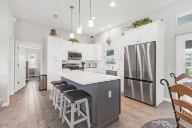 Discover the perfect blend of elegance, comfort, and Florida on Pinemoor West Golf Club in Florida - for sale on GolfHomes.com, golf home, golf lot