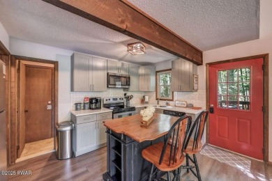 Beautifully Updated Saltbox Home in The Hideout!Tucked within on The Hideout Golf in Pennsylvania - for sale on GolfHomes.com, golf home, golf lot