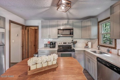 Beautifully Updated Saltbox Home in The Hideout!Tucked within on The Hideout Golf in Pennsylvania - for sale on GolfHomes.com, golf home, golf lot
