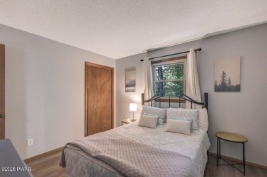 Beautifully Updated Saltbox Home in The Hideout!Tucked within on The Hideout Golf in Pennsylvania - for sale on GolfHomes.com, golf home, golf lot