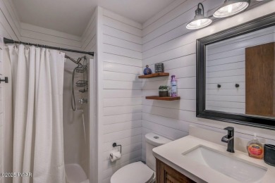 Beautifully Updated Saltbox Home in The Hideout!Tucked within on The Hideout Golf in Pennsylvania - for sale on GolfHomes.com, golf home, golf lot