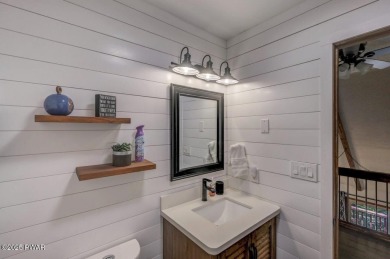 Beautifully Updated Saltbox Home in The Hideout!Tucked within on The Hideout Golf in Pennsylvania - for sale on GolfHomes.com, golf home, golf lot