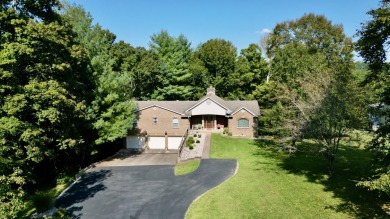 Located only 3.8 miles to Jamestown Marina, this is the perfect on Links At Lily Creek Resort in Kentucky - for sale on GolfHomes.com, golf home, golf lot