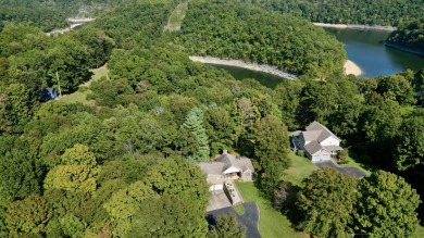 Located only 3.8 miles to Jamestown Marina, this is the perfect on Links At Lily Creek Resort in Kentucky - for sale on GolfHomes.com, golf home, golf lot