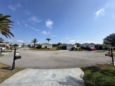 Discover this charming 1996 Homes of Merit "TURNKEY" on Four Lakes Golf Club in Florida - for sale on GolfHomes.com, golf home, golf lot