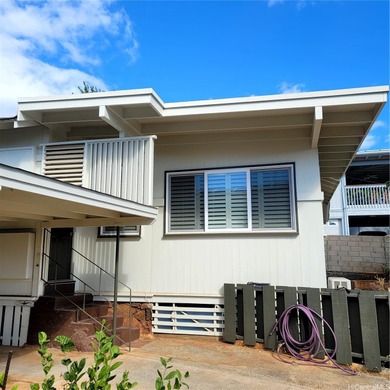 Charming 3-bedroom, 1.5-bath home in a prime Kapahulu location on Ala Wai Golf Course in Hawaii - for sale on GolfHomes.com, golf home, golf lot