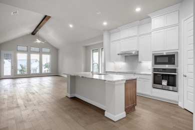 BRAND NEW CONSTRUCTION by Oakmont Homes. This charming garden on The Club At Comanche Trace in Texas - for sale on GolfHomes.com, golf home, golf lot