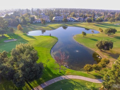 Beautiful Golf course home in The Greens at Seven Oaks. Home on Seven Oaks Country Club in California - for sale on GolfHomes.com, golf home, golf lot