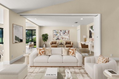 Pinnacle top-floor residence in Eastgate boasting panoramic on Hunters Run Golf and Country Club in Florida - for sale on GolfHomes.com, golf home, golf lot