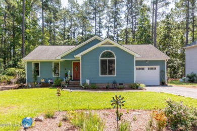 Charming home in the gated Woodlake community!  Situated on a on Woodlake Country Club in North Carolina - for sale on GolfHomes.com, golf home, golf lot
