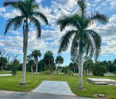 Take this wonderful opportunity to become part of the rebuilding on Kelly Greens Golf and Country Club in Florida - for sale on GolfHomes.com, golf home, golf lot