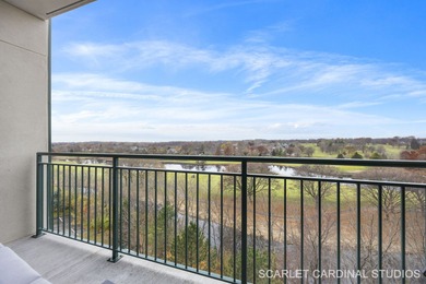 Well-maintained 7th-floor unit featuring two spacious bedrooms on Seven Bridges Golf Club in Illinois - for sale on GolfHomes.com, golf home, golf lot