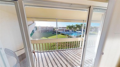 Light, bright, and UPDATED! Fantastic Punta Gorda Isles location on Saint Andrews South Golf Club in Florida - for sale on GolfHomes.com, golf home, golf lot